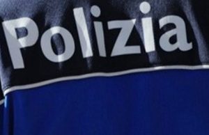 Disse cose che non poteva rivelare: poliziotto indagato e sospeso