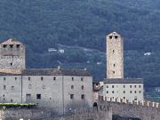 Bellinzona, i referendisti prendono cappello: «Quel titolo è tendenzioso»