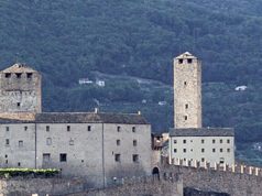 Bellinzona, i referendisti prendono cappello: «Quel titolo è tendenzioso»