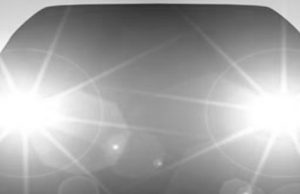 La investono in piena notte e fuggono. 36enne in gravi condizioni