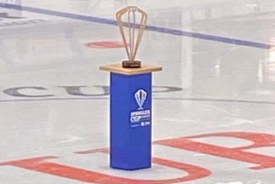 Hockey / Davos, quattro minuti di brillantezza e la “Spengler” è sua