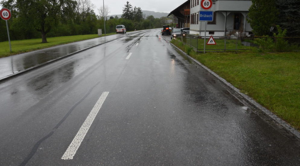 Sonnental (Kanton Sankt Gallen): Auto prallt in Kind
