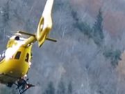 Sesto Calende (Varese): auto fuori strada, 56enne soccorso in codice rosso