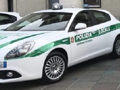 Como, motociclista 20enne ferito in incidente, contuso anche un bimbo