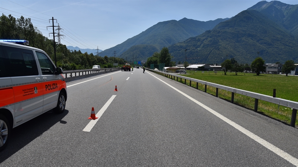 San Vittore, motociclista si schianta sul “guard-rail”: è grave