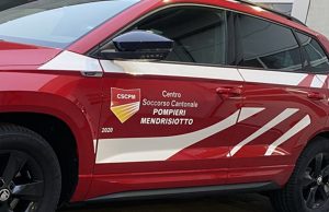 Valmara frazione Melano, fiamme in un deposito: nessun ferito