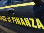 Luino (Varese), auto “clonata” e coca sotto il sedile: uomo in manette