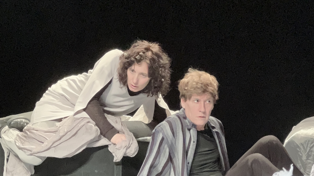 Due compagnie, un dramma: René Fourès e Valentina Barri in scena