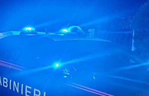 Erba (Como): dal diverbio alle vie di fatto, spunta un coltello, due feriti