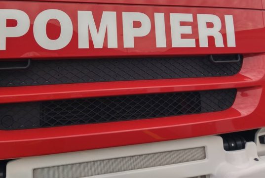 Bellinzona, va a fuoco un appartamento: fuori tutti, donna intossicata
