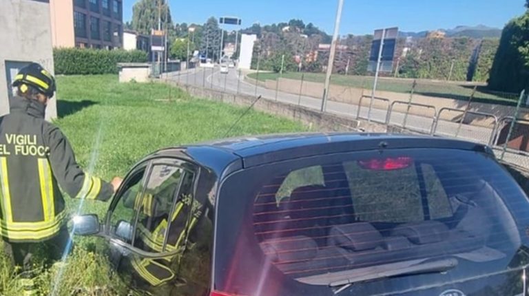 Montano Lucino (Como): auto contro camion, contusa un’anziana