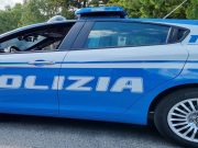Varese: tenta la fuga, albanese trovato con hascisc a pacchi in auto