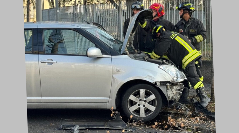 Como: collisione in via Del Lavoro, conducenti feriti ma fuori pericolo