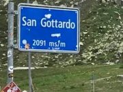 Passi innevati, Novena e San Gottardo chiusi per motivi di sicurezza