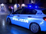 Como, botte ad una guardia giurata: ucraina e guineano in manette