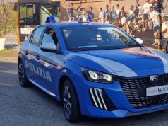 Como, dà in escandescenze e minaccia i poliziotti: egiziano in manette