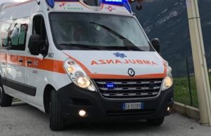 Nesso (Como), 21enne esagera e sfiora il coma etilico: soccorsa, è in salvo