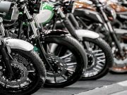 Stabio, motoraduno illegale con pirateria stradale: in nove sotto denuncia