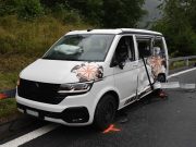 Mesocco, “camper” con rimorchio contro auto: tre feriti, gravi i danni