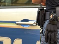 Varese: precipita dal balcone del palazzo, donna in gravi condizioni