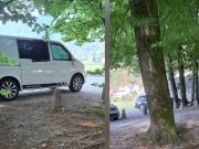 “Fleischlawine” e camperisti, la domenica bestiale della ValleMaggia