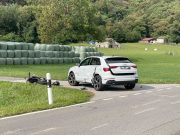 Incidente sulla Cantonale a San Vittore: tre feriti, grave un motociclista