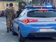 Taccheggiavano con la sedia a rotelle: arrestati in stazione a Como