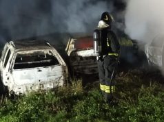 Mozzate (Como): incendio nella notte, tre vetture distrutte dalle fiamme