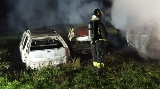 mozzate-incendio-notte-261025-00001