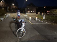 Oftringen (Kanton Aargau): Velofahrerin bewusstlos aufgefunden, zwei Kinder im Anhänger