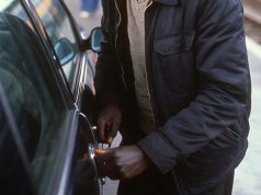 Asyl-Chaos Total: 31-jähriger Algerier illegal aus Deutschland eingereist