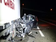 Nach BMW-Überschlag prallt Volvo ins Stauende: Lenker stirbt noch vor Ort