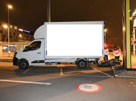 16-jähriger Eritreer flüchtet mit Roller vor Polizei und kollidiert mit Lieferwagen