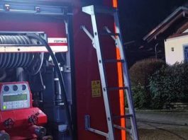 Golasecca (Varese): a fuoco il tetto di una villetta, soli danni materiali