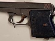 Villa Guardia (Como): pistola l’arma e pistola lui, 20enne in manette