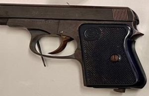 Villa Guardia (Como): pistola l’arma e pistola lui, 20enne in manette