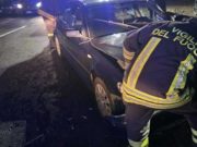 Busto Arsizio (Varese): auto contro albero, 56enne finisce in ospedale