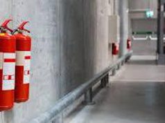 Rogo di Crans-Montana, l’inchiesta entra in Comune: altri due indagati