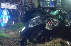 Saronno (Varese): auto contro un albero, morti sul colpo due giovani