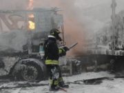 Varese, autoarticolato contro cabina del gas: esplosione, rogo, gravi danni