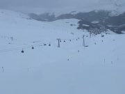 Trauer in Arosa: 21-jährige Skifahrerin nach verzweifelter Suche tot aufgefunden