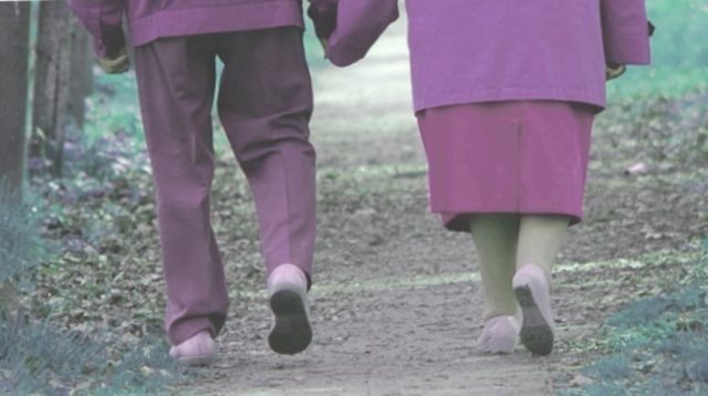 anziano-camminare-00001