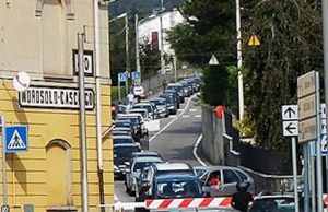 Casciago (Varese): passaggio a livello bloccato, traffico interrotto