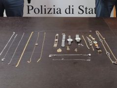 Da Napoli al Comasco per truffare un’anziana: il colpo riesce, l’arresto… anche