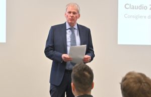 Scuola di polizia 2026, da stamane sui banchi 21 aspiranti agenti