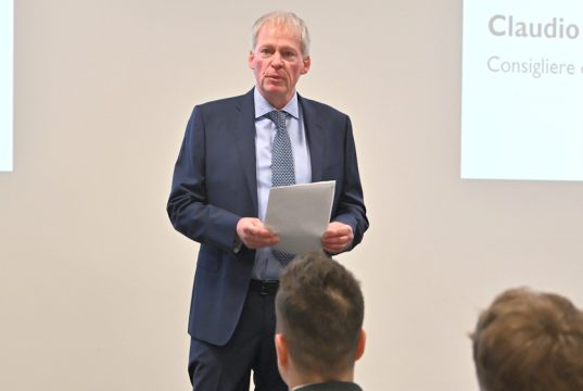 Scuola di polizia 2026, da stamane sui banchi 21 aspiranti agenti