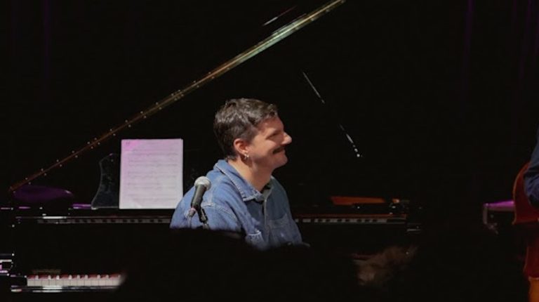 Liberi musicisti a “Jazz in Bess”, un trio di casa Smum per il… lancio