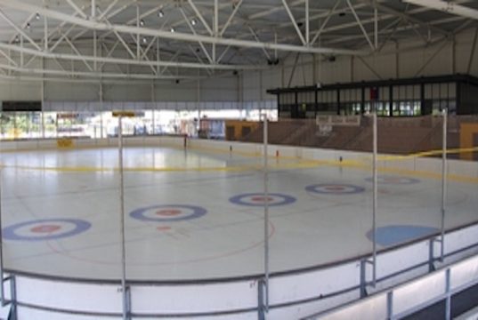 Chiasso, perdita di ammoniaca allo stadio del ghiaccio: tre intossicati