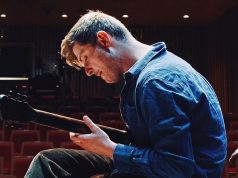 Suoni ricercati e trasversali, a “Jazz in Bess” il trio di Tom Ollendorff