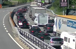 A2 al San Gottardo, code pentecostali. E che lo Spirito santo ci aiuti